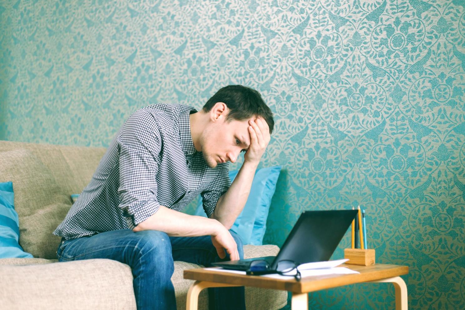 Interfață mobilă simplă pentru urmărirea cheltuielilor zilnice